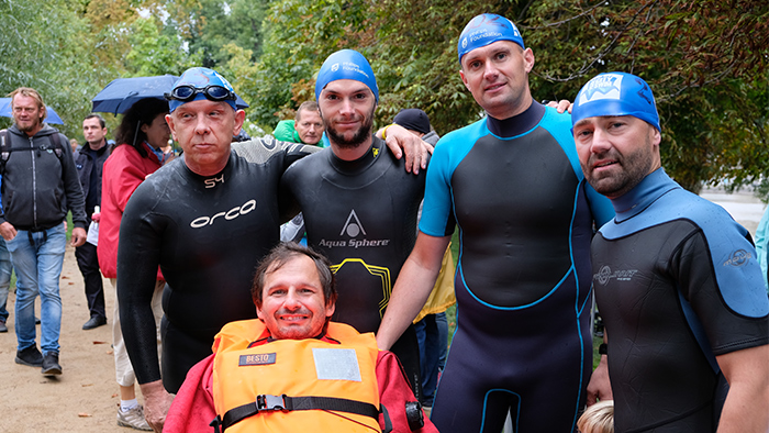 Philips Prague swims for ALS