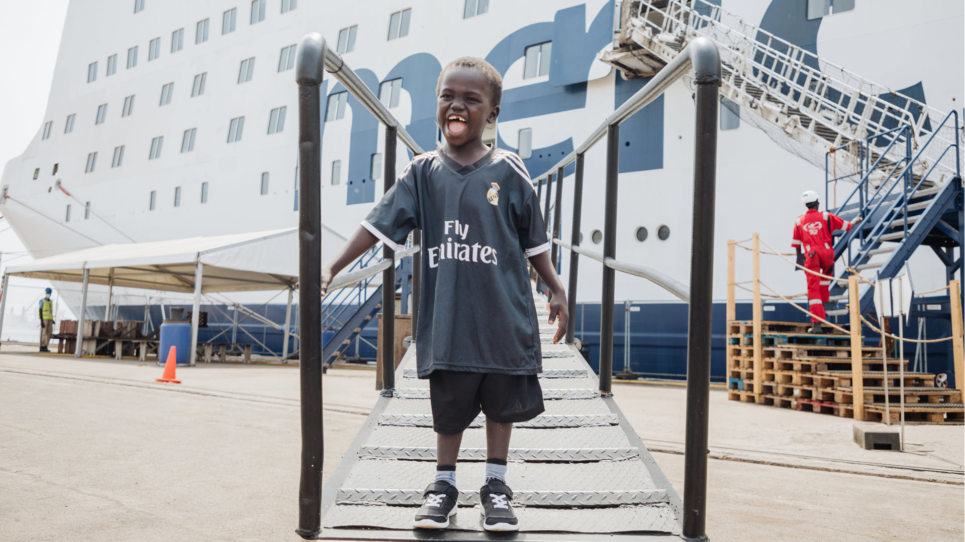 Mercy Ships and Philips Foundation: Navigating access to healthcare together