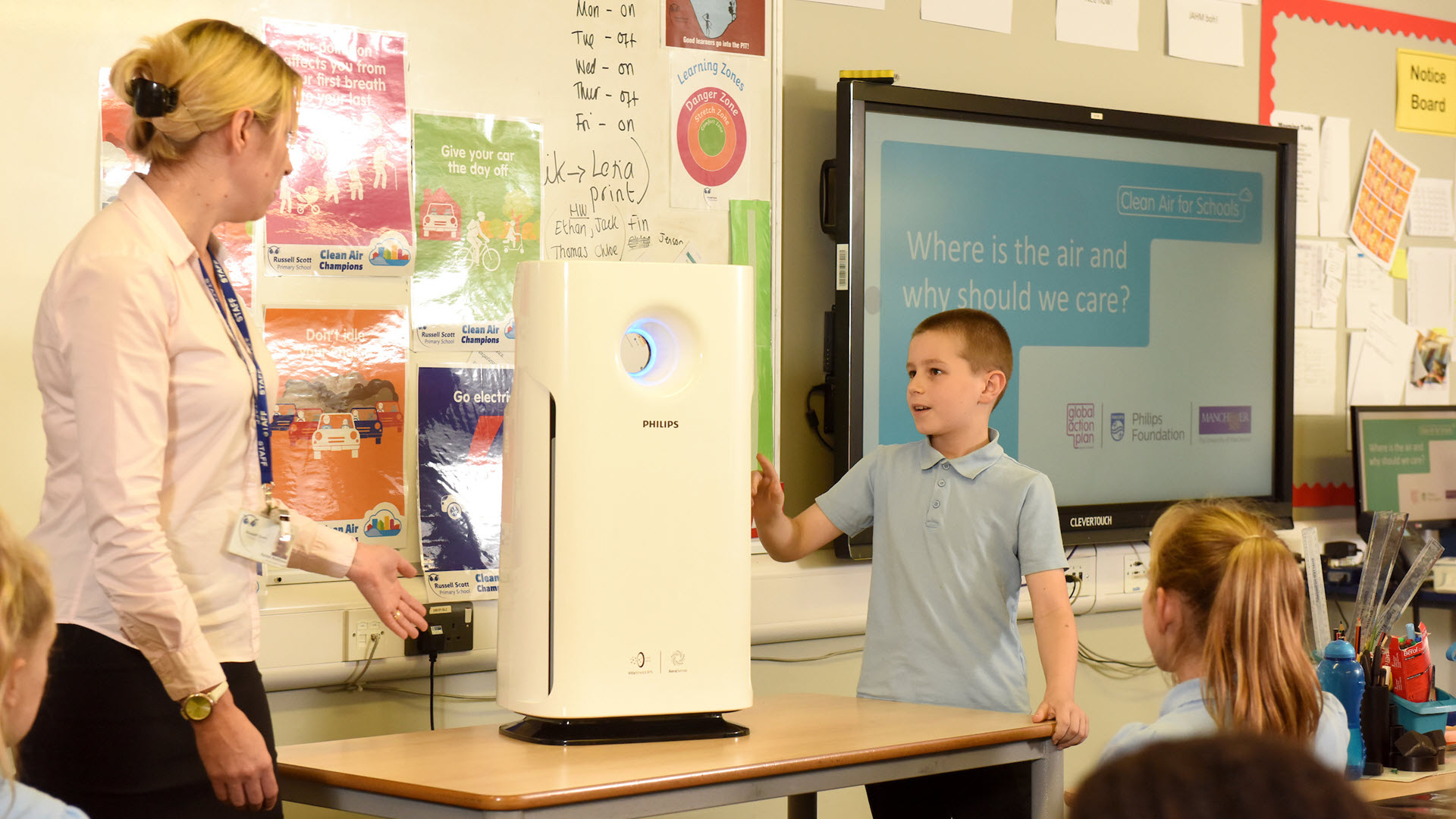 Philips Foundation, Philips and Global Action Plan team up to improve the air quality at schools