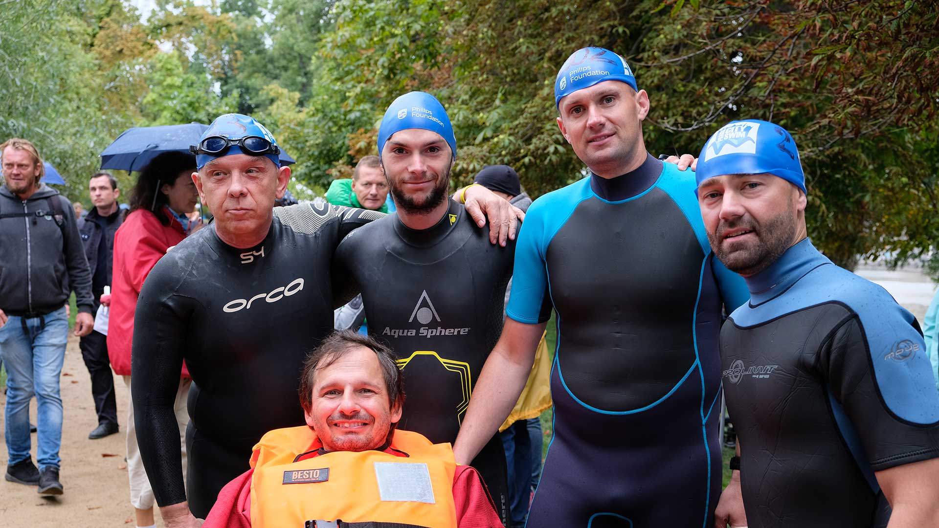 Philips Prague swims for ALS